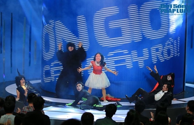 Ơn giời cậu đây rồi tập 4: Hoàng Phi diễn hài thông minh đoạt cúp